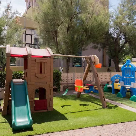 Nettuno 酒店 佩萨罗