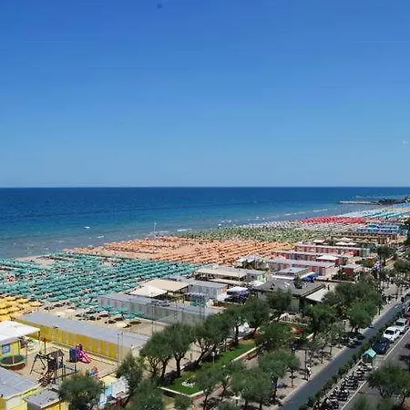 Nettuno 페자로