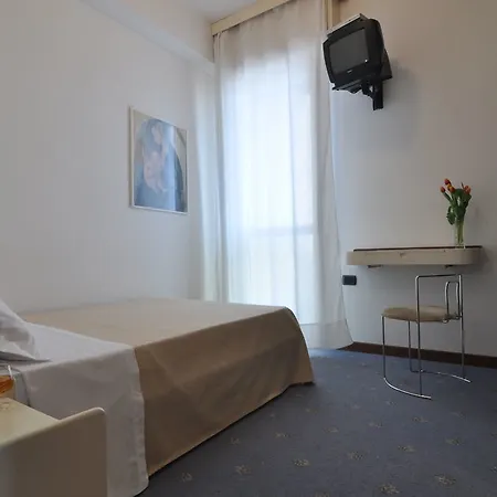Nettuno Hotel 3*