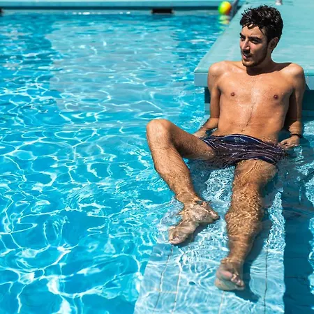 Nettuno 3* 佩萨罗