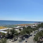 Nettuno فندق 3*