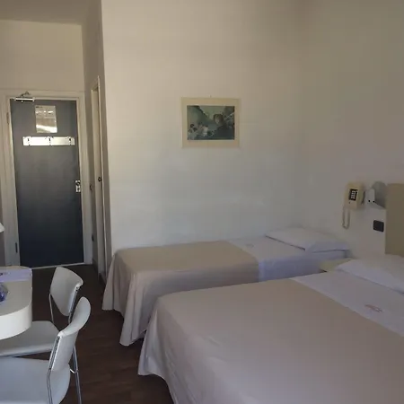 Hotell Nettuno 3*