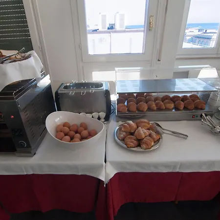 Nettuno Hotell