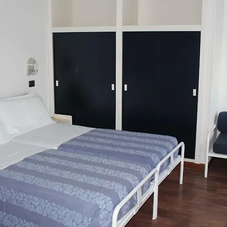 Hotell Nettuno 3*