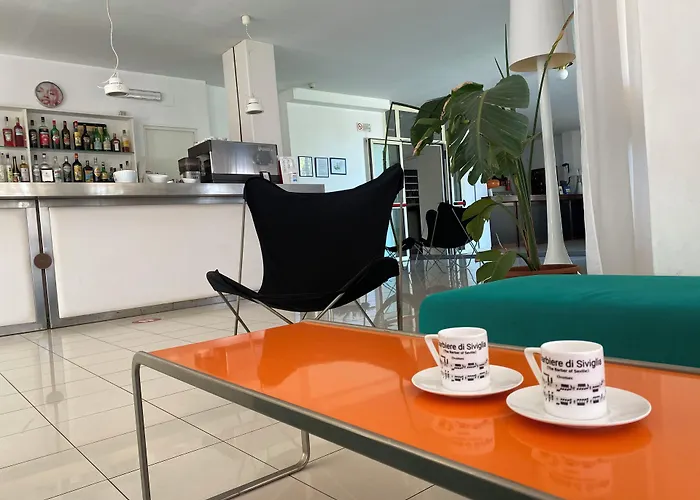 מלון Nettuno פסארו